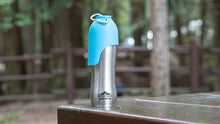 Load image into Gallery viewer, Grandes bouteilles d'eau en acier inoxydable avec couvercle pour chien, capacité de 700 ml