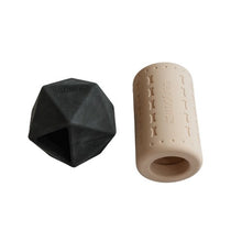 Load image into Gallery viewer, Dexypaws Jouet à mâcher ultra robustes pour chien - Duo cylindre & forme Géométrique, Beige & noir