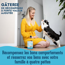 Load image into Gallery viewer, Granville Island - Gâteries de sardines déshydratées pour chien et chat