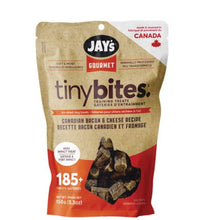 Load image into Gallery viewer, Jay's Gourmet, Tiny Bites Gâteries pour chien - Bacon canadien et fromage