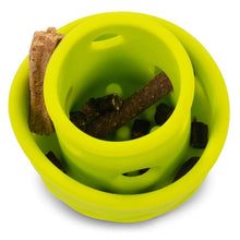 Load image into Gallery viewer, Messy Mutts Jouet pour chien ''Totally Pooched, Puzzle'n Play'', Vert