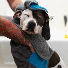 Load image into Gallery viewer, Messy Mutts Serviette en microfibre ultra douce, Grise