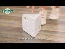 Load and play video in Gallery viewer, Petsafe Jouet Interactif Pour Chat, Forme De Fromage