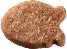 Load image into Gallery viewer, Gâteries formule boule de poils sans-grain pour chats, Emerald Pet - Boutique Le Jardin Des Animaux -Gâterie pour chatBoutique Le Jardin Des AnimauxEMT00443