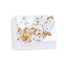 Load image into Gallery viewer, Living World bloc minéraux arôme d'orange 40g pour petits animaux - Boutique Le Jardin Des Animaux -Gâterie petit mammifèreBoutique Le Jardin Des Animaux60498