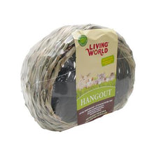 Load image into Gallery viewer, Living World Hutte Hangout en jonc naturel tissé pour petits mammifères - Boutique Le Jardin Des Animaux -Accessoire petit mammifèreBoutique Le Jardin Des Animaux61440