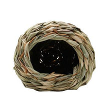 Load image into Gallery viewer, Living World Hutte Hangout en jonc naturel tissé pour petits mammifères - Boutique Le Jardin Des Animaux -Accessoire petit mammifèreBoutique Le Jardin Des Animaux61440