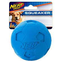 Load image into Gallery viewer, Nerf Dog Ballon de soccer sonore - Boutique Le Jardin Des Animaux -jouet chienBoutique Le Jardin Des AnimauxVP6834
