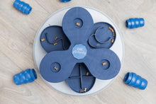 Load image into Gallery viewer, Trixie Jouet stratégique - Flower Tower - Boutique Le Jardin Des Animaux -Accessoires de nourrissageBoutique Le Jardin Des AnimauxTRE32000
