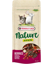 Load image into Gallery viewer, Versele Laga Nature Snack Berries pour petits mammifères 85g - Boutique Le Jardin Des Animaux -Gâterie petit mammifèreBoutique Le Jardin Des Animauxh-461434