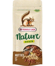 Load image into Gallery viewer, Versele Laga Nature Snack Nutties pour petit mammifère 85g - Boutique Le Jardin Des Animaux -Gâterie petit mammifèreBoutique Le Jardin Des Animauxh-461436