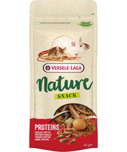 Load image into Gallery viewer, Versele Laga Nature Snack protéines pour petit mammifère 85g - Boutique Le Jardin Des Animaux -Gâterie petit mammifèreBoutique Le Jardin Des Animauxh-461437