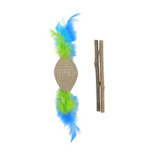 Load image into Gallery viewer, Bud'z Jouet pour chat - Duo Matatabi - Ballon de rugby cartonné avec plumes
