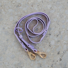 Load image into Gallery viewer, Dexypaws Laisse &quot;Mains Libre&quot; imperméable pour chien - Lilas - 6 pieds
