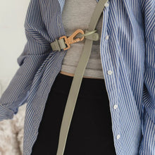 Load image into Gallery viewer, Dexypaws Laisse &quot;Mains Libre&quot; imperméable pour chien, Vert sauge 6 pieds
