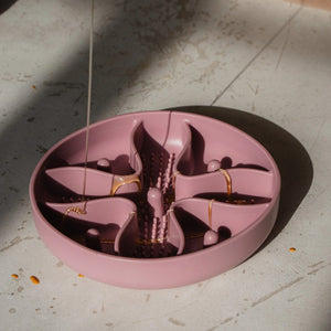 Dexypaws Tapis de léchage en silicone "Cache-cache" à alimentation lente - Cercle - Rose poudré