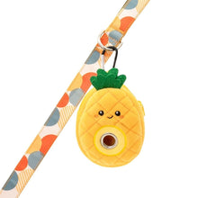 Load image into Gallery viewer, Hugsmart Distributeur à sacs de ramassage - Ananas en peluche

