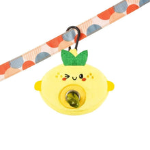 Load image into Gallery viewer, Hugsmart Distributeur à sacs de ramassage - Citron en peluche
