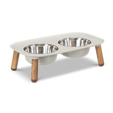 Load image into Gallery viewer, Messy Mutts Bol double surélevé avec pattes ajustables en faux bois, Gris clair
