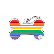 Load image into Gallery viewer, Medal Charms collection, &quot;I LOVE MOM&quot;, MEDIUM
